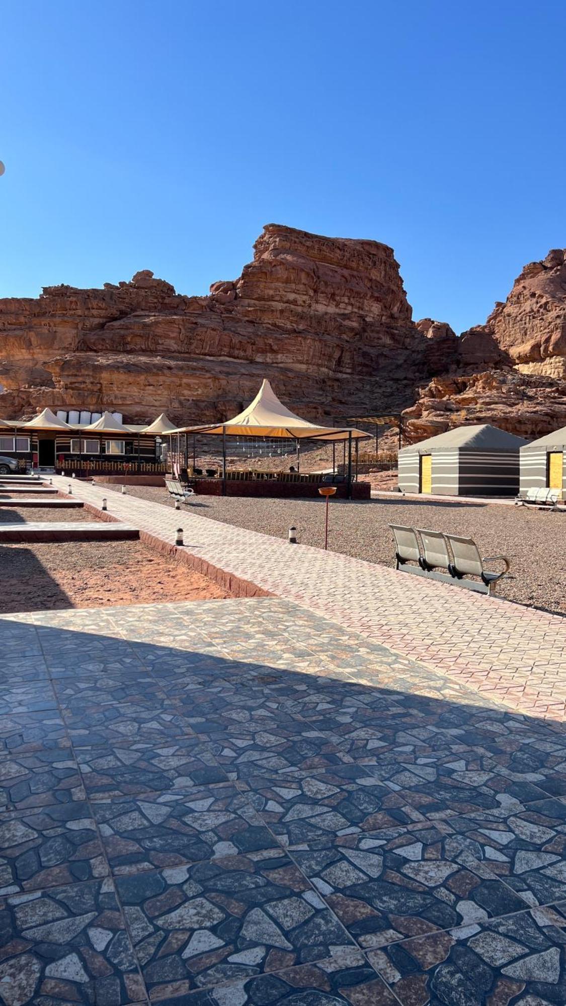 Sunlight Camp Apartment Wadi Rum Exterior photo