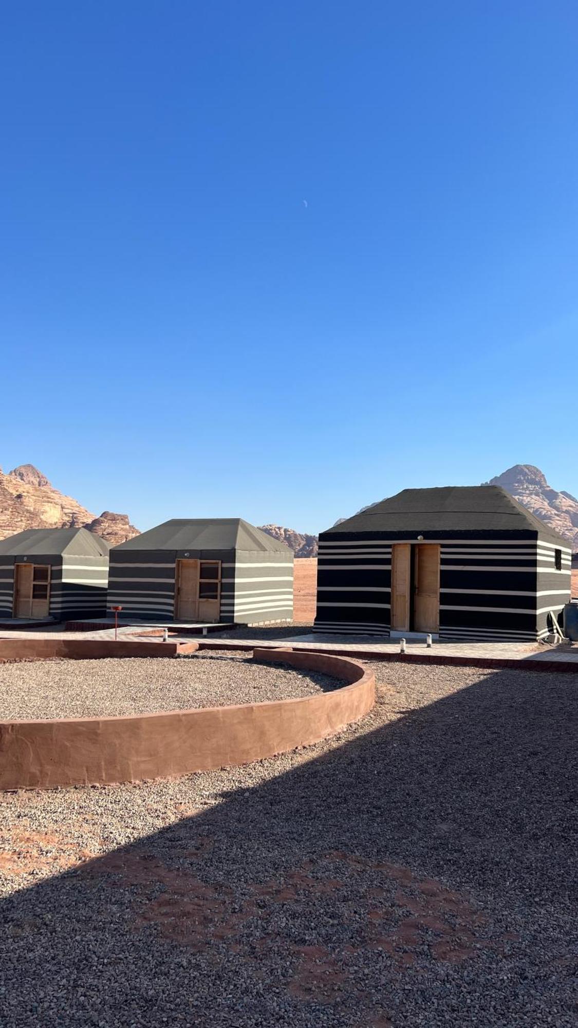 Sunlight Camp Apartment Wadi Rum Exterior photo